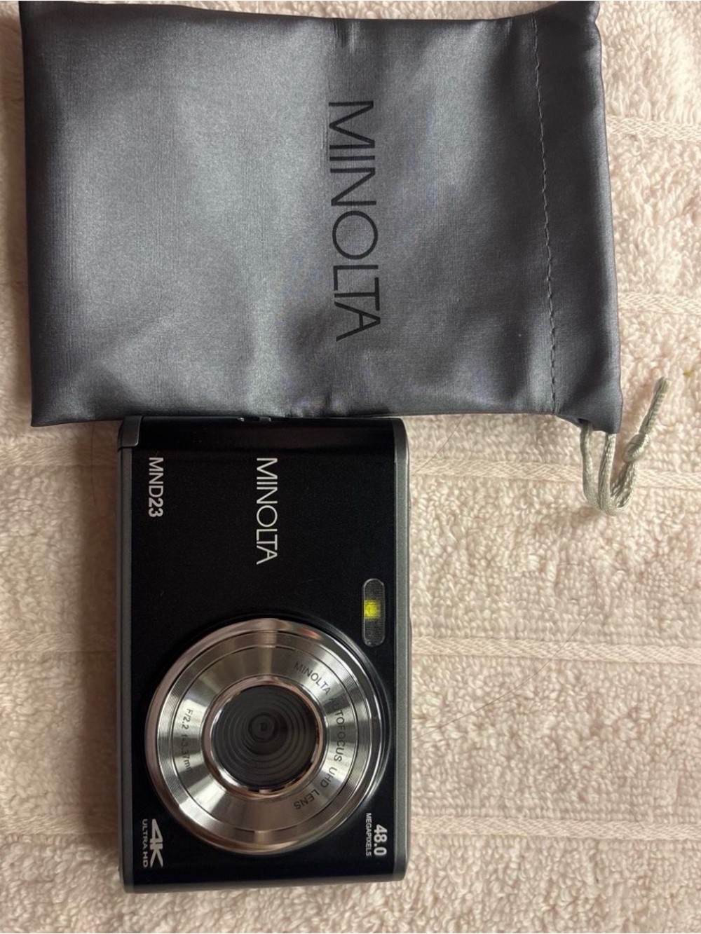 Minolta MND23 Compact Digital Camera in Black
